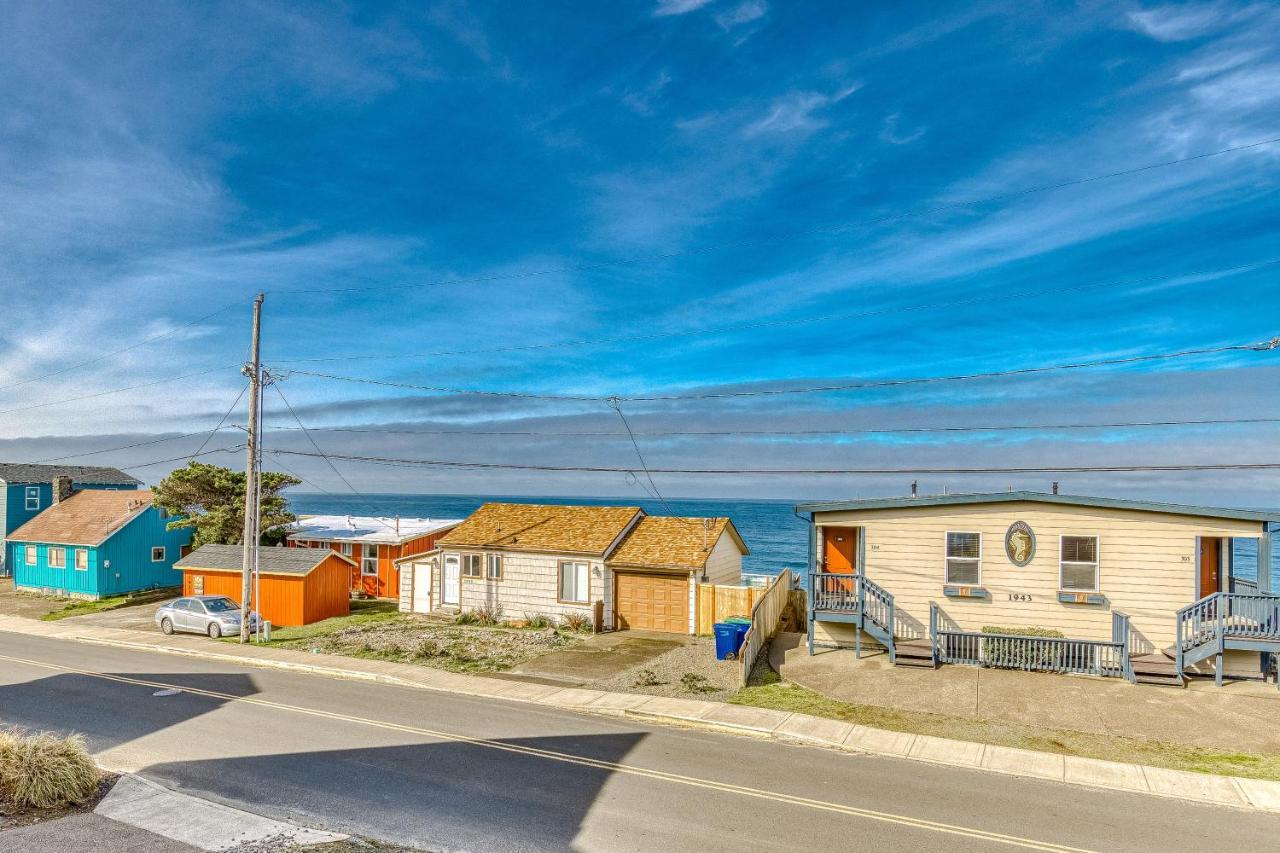 A Slice Above Villa Lincoln City Exterior photo
