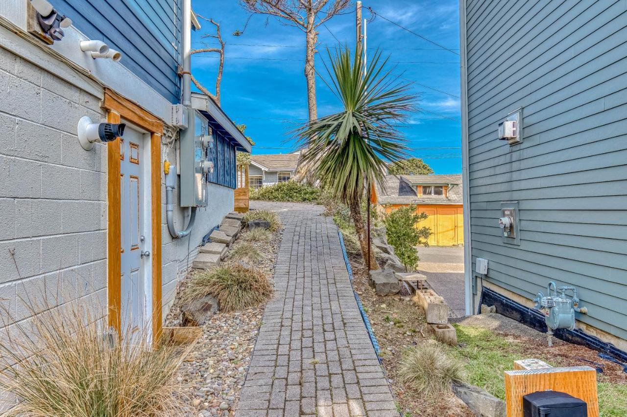 A Slice Above Villa Lincoln City Exterior photo